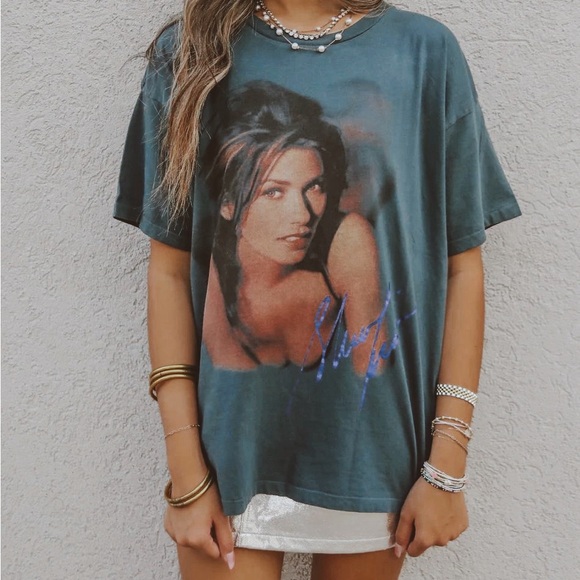 Daydreamer Shania Twain Tee